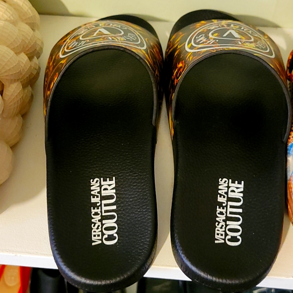 Versace baroque slides